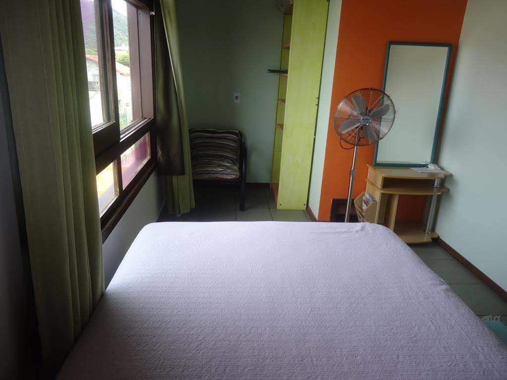 Hostel Santinho